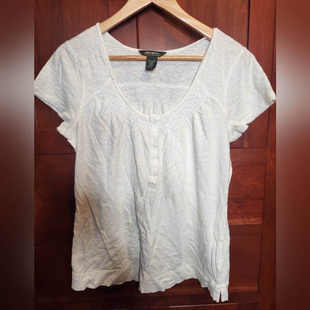 Eddie Bauer Classic White Blouse With Snaps Short Sleeves Size Medium